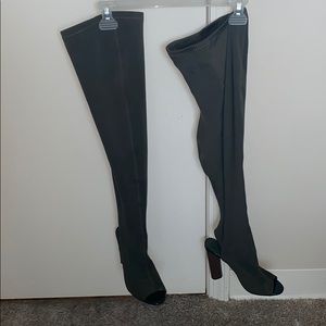 Fashionable thigh high boots